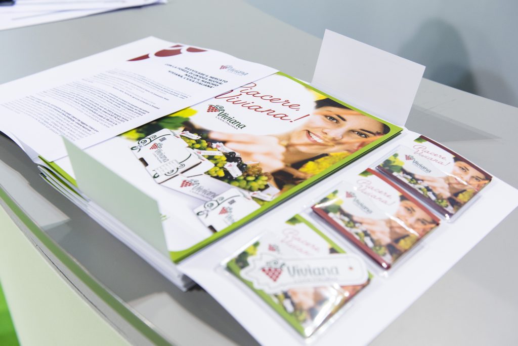 Menabò, agenzia di comunicazione a Forlì, per il lancio di “Viviana, uva italiana” - Brochure